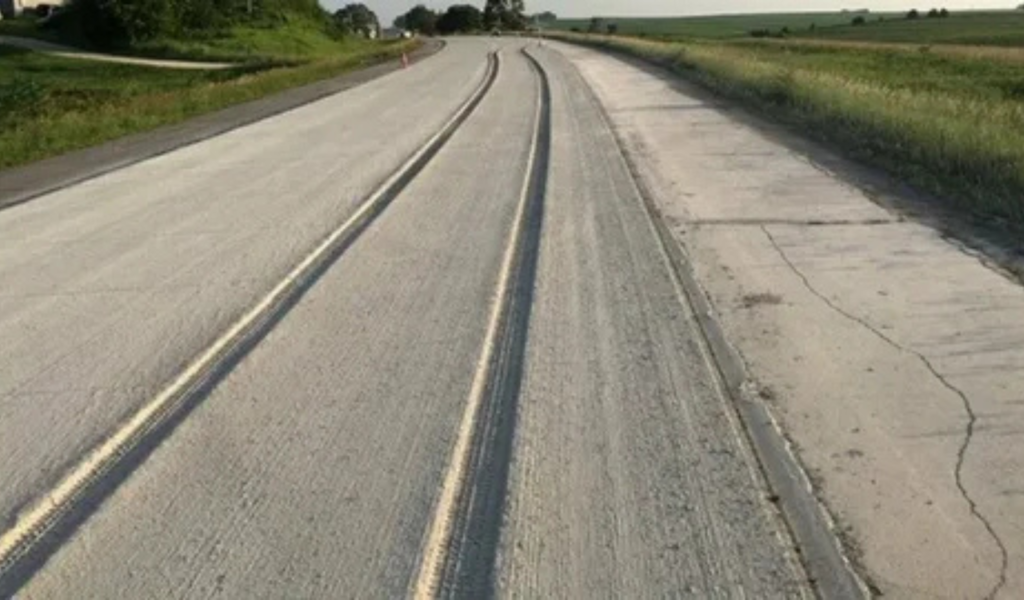 How Long Can Fresh Concrete Wait Before Discharge?